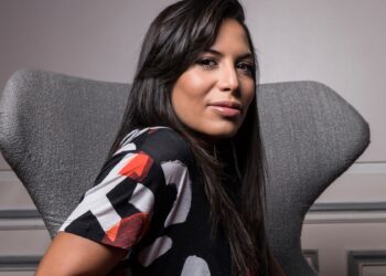 [Intw] Zaho: « la femme africaine est la force tranquille »