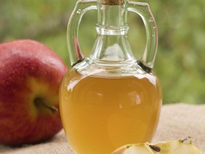 vinaigre-cidre-pomme-full-11165896