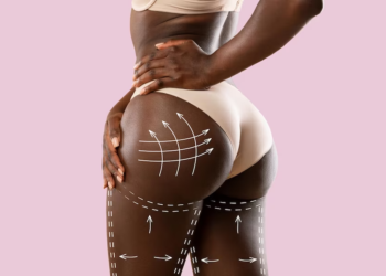 femme-noire-sous-vetements-montrant-fesses_freepik - BBL - AYANA