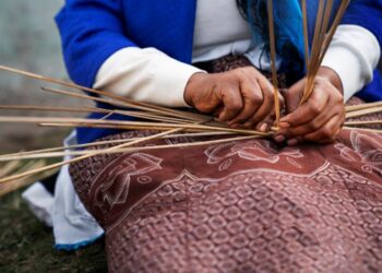 L’exploitation d’artisanes sénégalaises derrière le succès du “Made in Africa” ?
