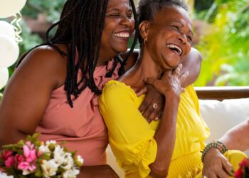 Être maman : un CDI à vie - AYANA