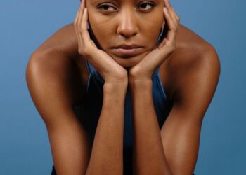 Burn-out féminin : quand vouloir tout gérer nous épuise